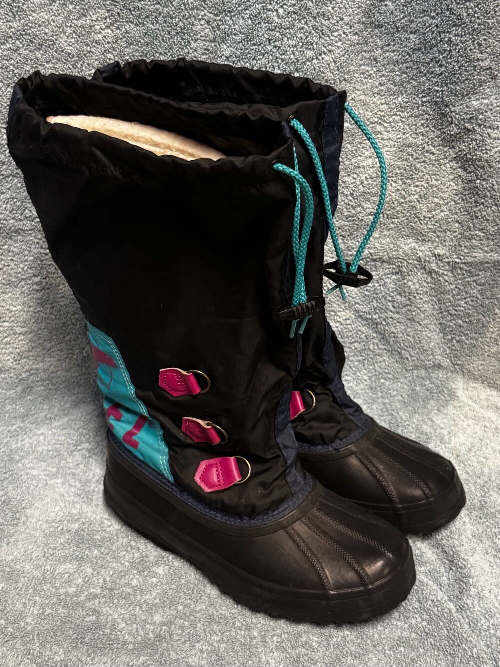 Vintage Sorel Hand Crafted Snow Boots Black Rubber Nylon Turquoise Pink Sz 7